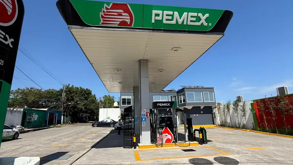 COMBUSTIBLES RIO MEDIO SA DE CV