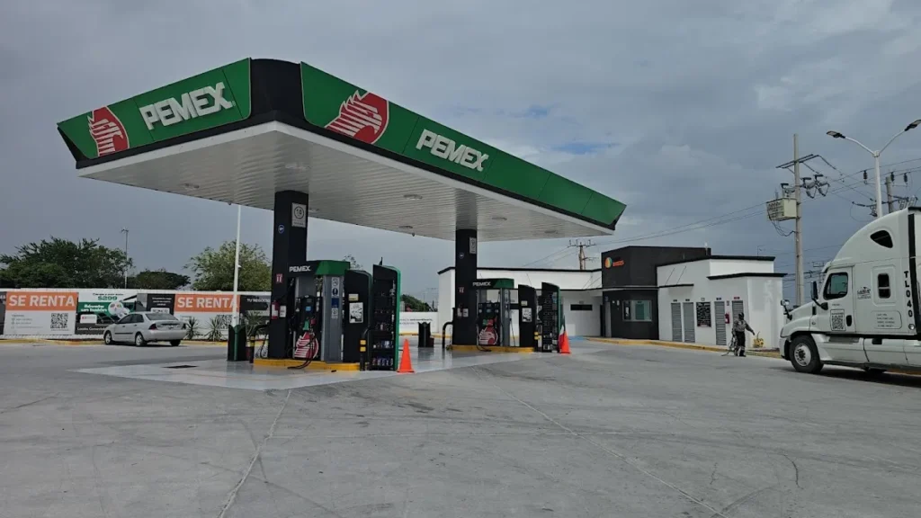 BURGOS PLUS GASOLINERAS SA DE CV BURGOS PLUS GASOLINERAS SA DE CV