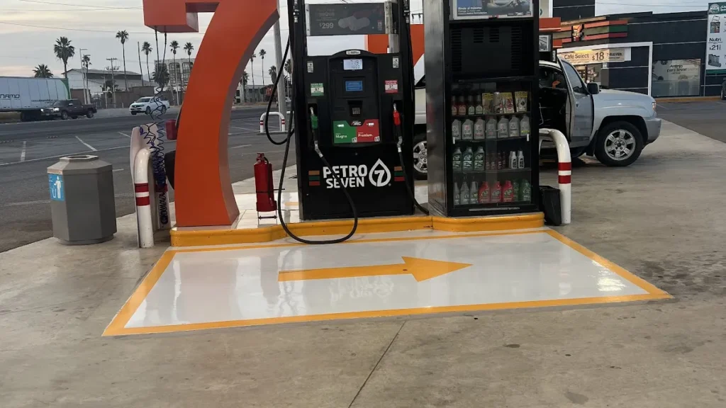 PETROMAX SA DE CV